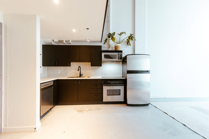 Photo 12 at 205 - 234 E 5th Avenue, Mount Pleasant VE, Vancouver East
