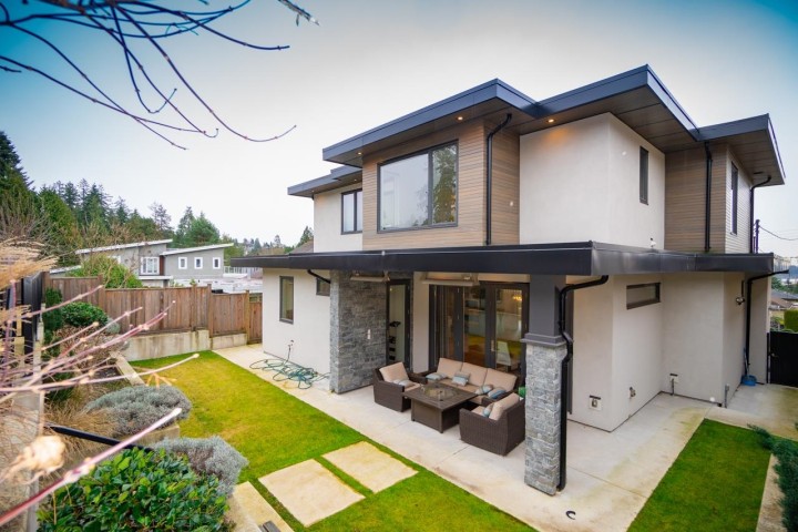 Photo 4 at 1465 Jefferson Avenue, Ambleside, West Vancouver