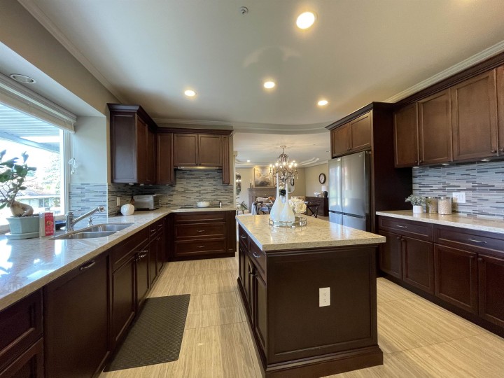 Photo 15 at 1120 W 58th Avenue, South Granville, Vancouver West