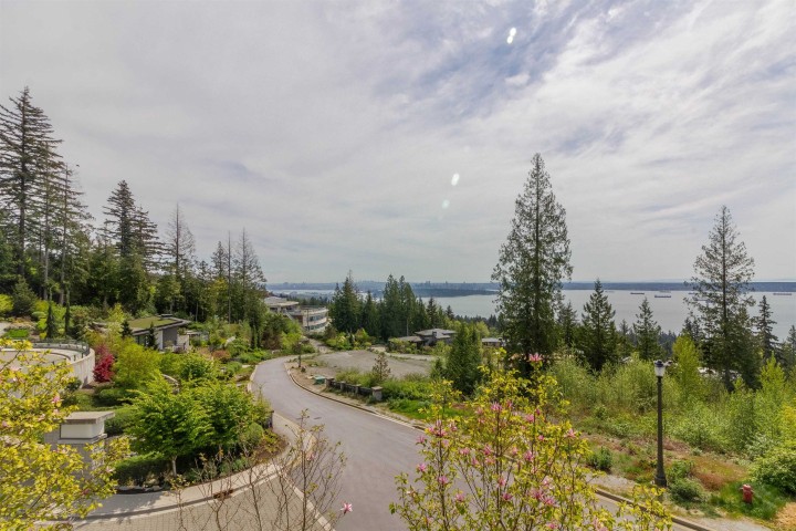Photo 7 at 2948 Burfield Place, Cypress Park Estates, West Vancouver