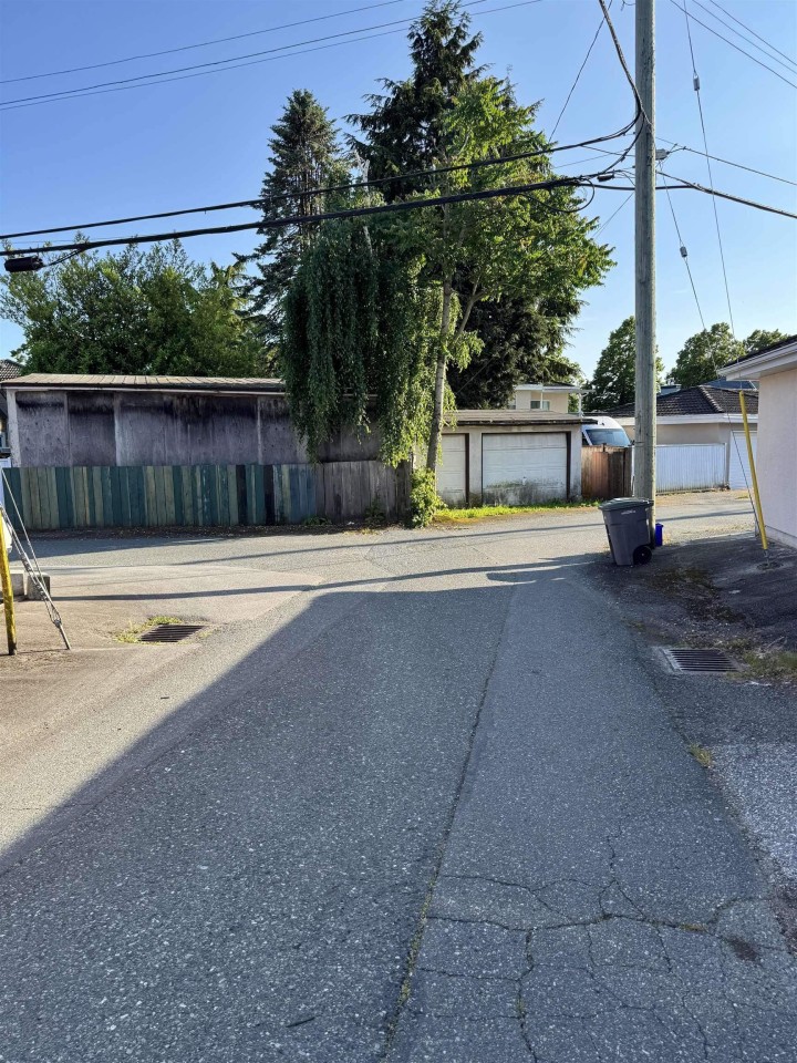 Photo 4 at 2511 Upland Drive, Fraserview VE, Vancouver East