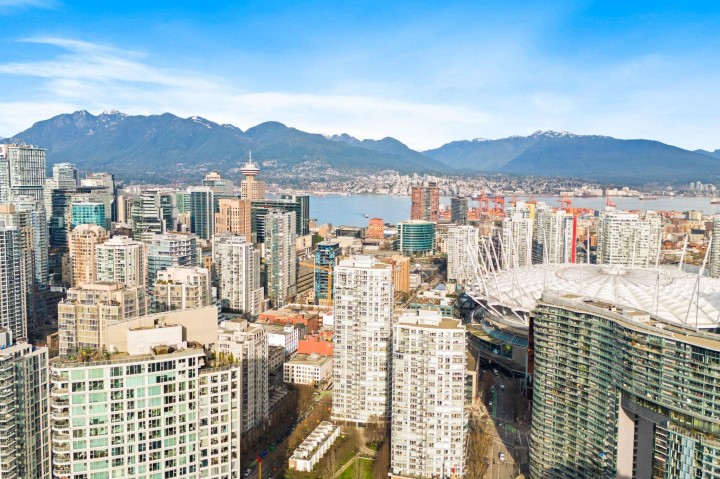 Photo 1 at 3705 - 928 Beatty Street, Yaletown, Vancouver West