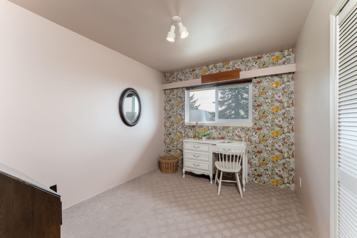 Photo 20 at 606 Hawstead Place, British Properties, West Vancouver