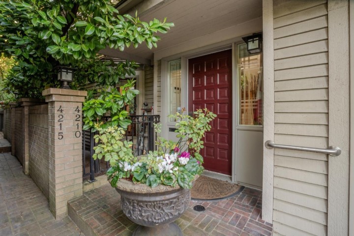 Photo 1 at 4210 Nautilus Close, Point Grey, Vancouver West