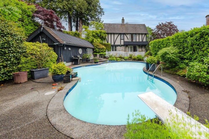 Photo 4 at 1850 Mathers Avenue, Ambleside, West Vancouver