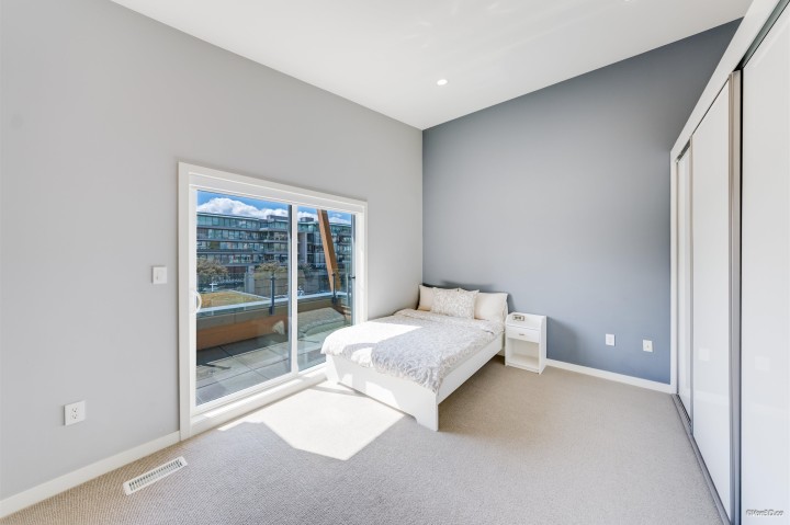 Photo 16 at 453 13th Street, Ambleside, West Vancouver