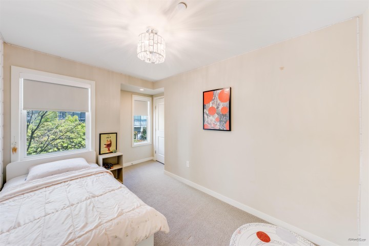 Photo 24 at 453 13th Street, Ambleside, West Vancouver