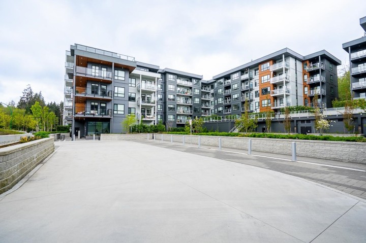Photo 3 at 317 - 3594 Malsum Drive, Roche Point, North Vancouver