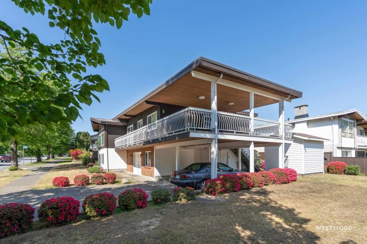 Photo 33 at 6858 Tyne Street, Killarney VE, Vancouver East