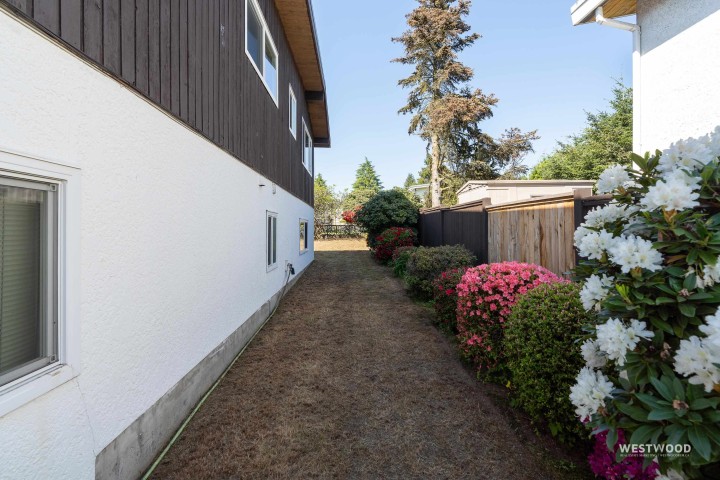 Photo 29 at 6858 Tyne Street, Killarney VE, Vancouver East