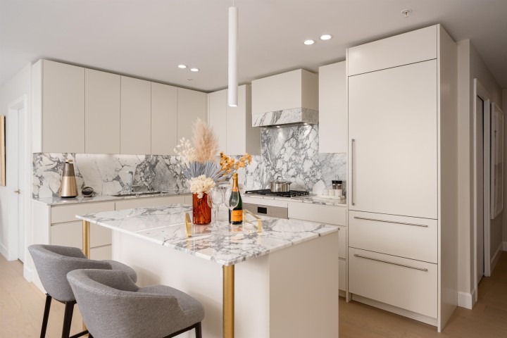 Photo 12 at 202 - 3668 W 10th Avenue, Kitsilano, Vancouver West