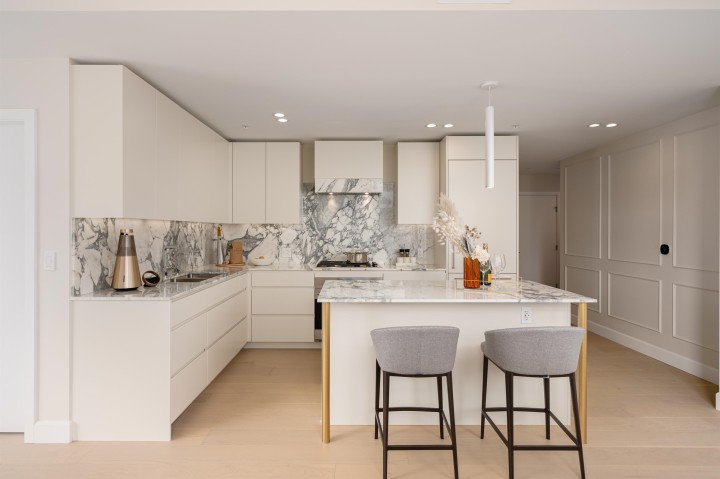 Photo 11 at 202 - 3668 W 10th Avenue, Kitsilano, Vancouver West