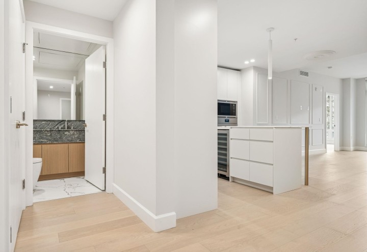 Photo 34 at 304 - 3668 W 10th Avenue, Kitsilano, Vancouver West