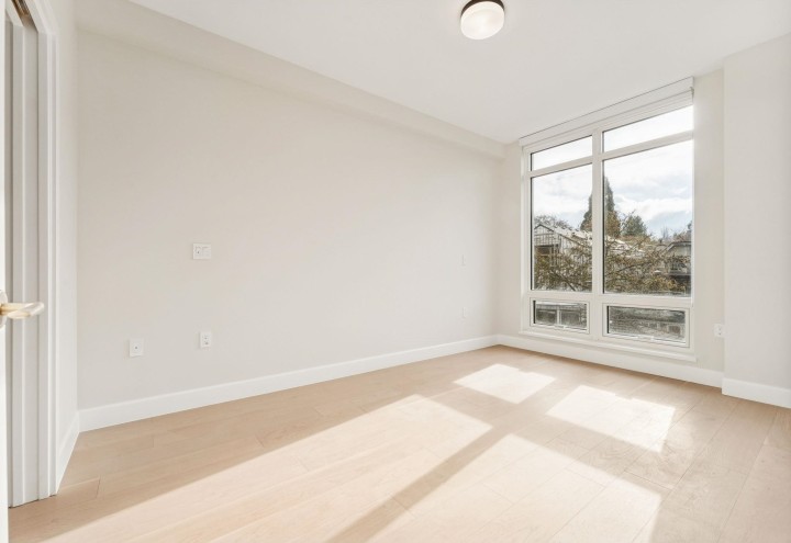 Photo 21 at 304 - 3668 W 10th Avenue, Kitsilano, Vancouver West