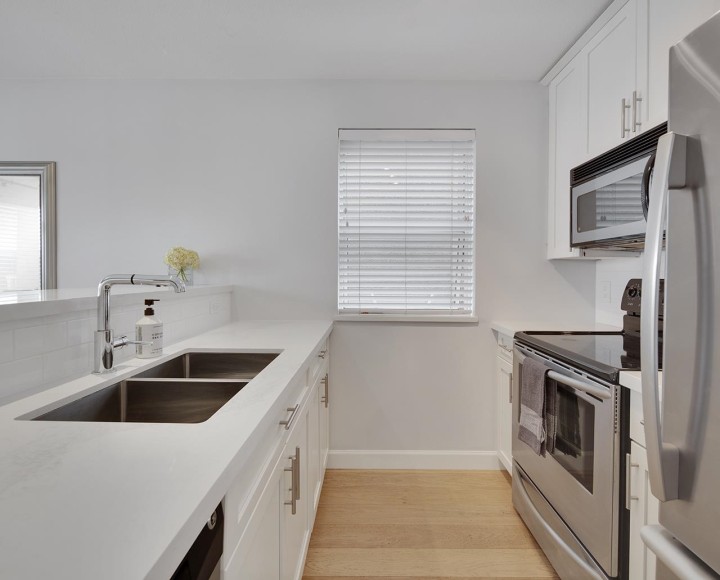 Photo 15 at 203 - 985 W 10th Avenue, Fairview VW, Vancouver West
