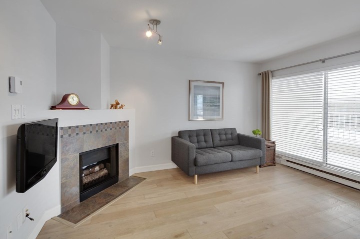 Photo 8 at 203 - 985 W 10th Avenue, Fairview VW, Vancouver West
