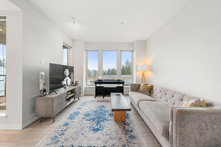 Photo 3 at 503 - 2632 Library Lane, Lynn Valley, North Vancouver