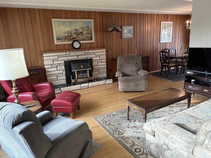 Photo 3 at 2717 Waverley Avenue, Killarney VE, Vancouver East