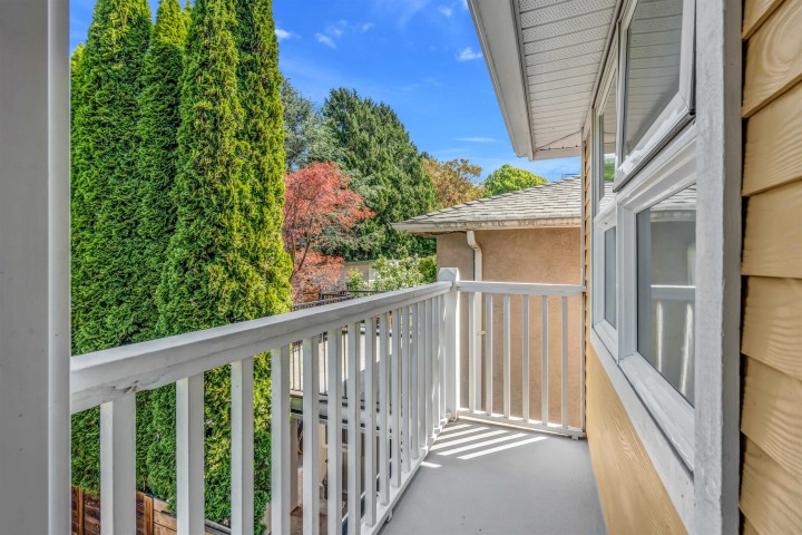 Photo 18 at 517 Atlantic Street, Strathcona, Vancouver East