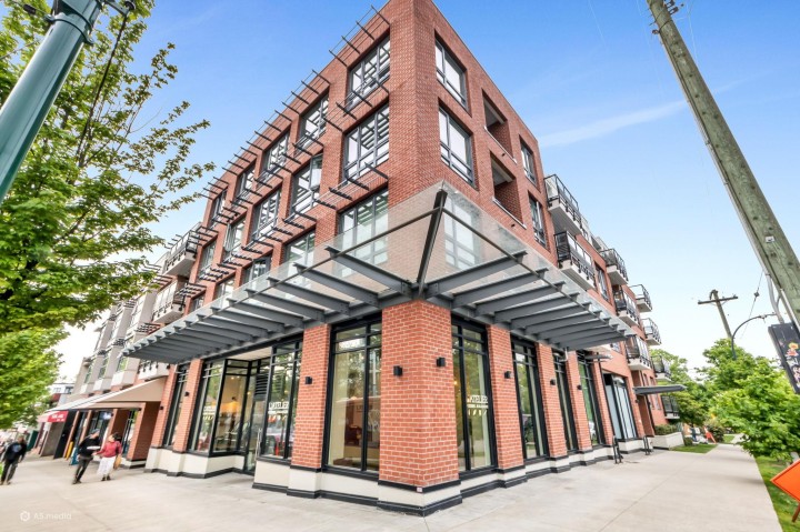 Photo 1 at 506 - 2477 Carolina Street, Mount Pleasant VE, Vancouver East