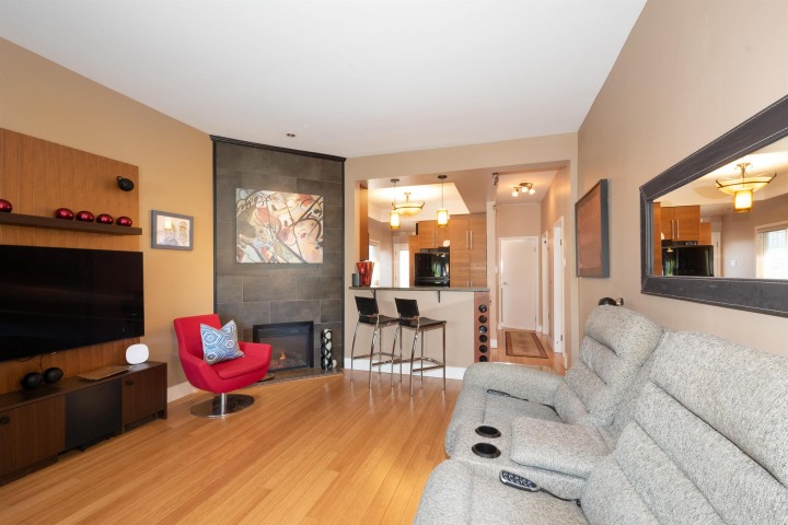 Photo 12 at 4961 St. Catherines Street, Fraser VE, Vancouver East