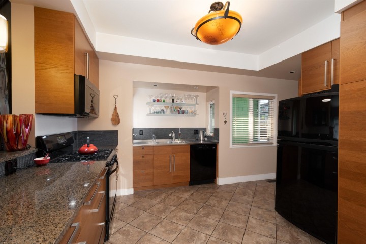 Photo 15 at 4961 St. Catherines Street, Fraser VE, Vancouver East