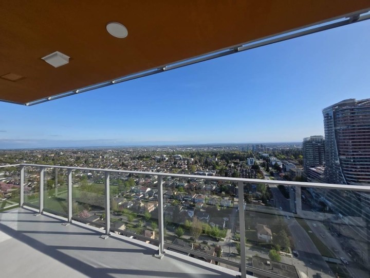 Photo 3 at 2505 - 485 W 42nd Avenue, Oakridge VW, Vancouver West