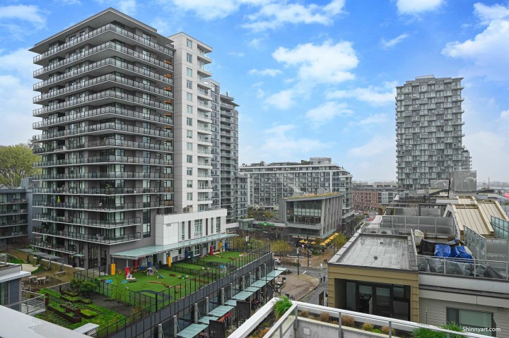 Photo 18 at 807 - 3438 Sawmill Crescent, South Marine, Vancouver East