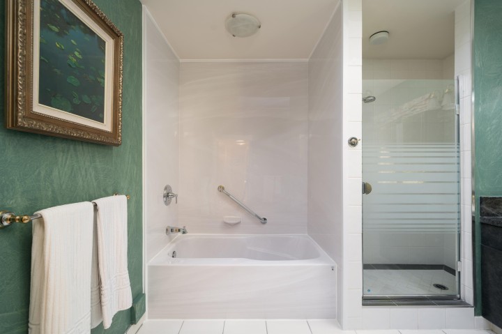 Photo 31 at 3897 Bayridge Avenue, Bayridge, West Vancouver