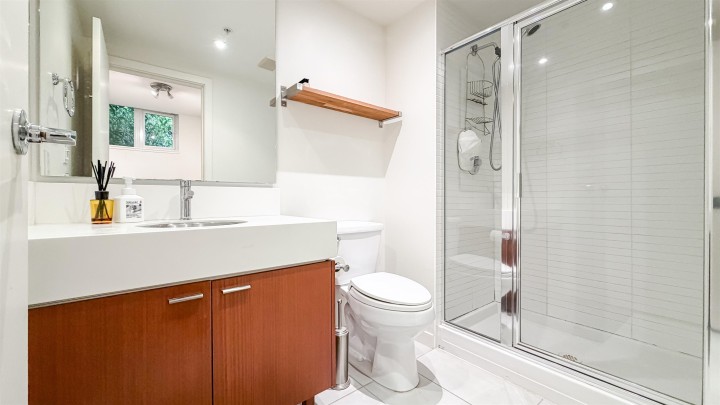 Photo 25 at 390 E 11th Avenue, Mount Pleasant VE, Vancouver East