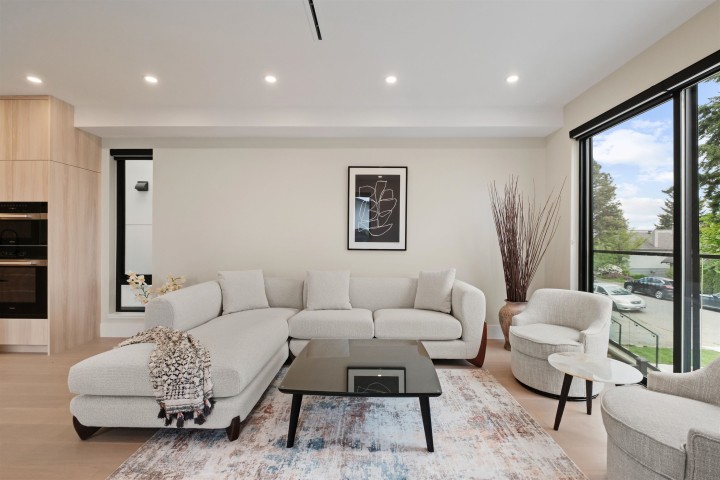 Photo 8 at 502 E 5th Street, Lower Lonsdale, North Vancouver
