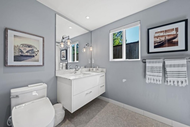 Photo 31 at 1098 Linnae Avenue, Canyon Heights NV, North Vancouver