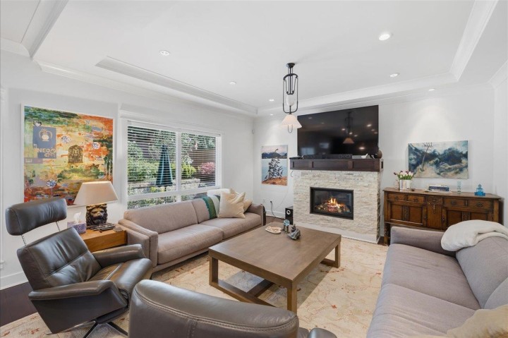 Photo 14 at 1152 Wellington Drive, Lynn Valley, North Vancouver