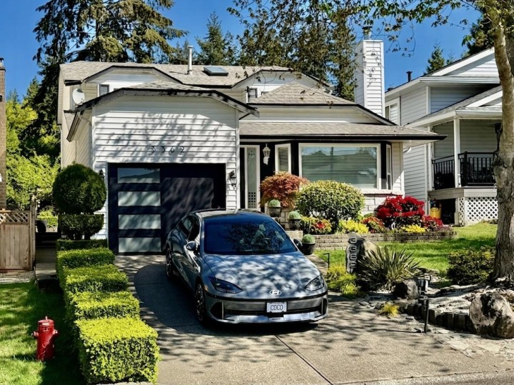 Photo 1 at 3362 Manning Crescent, Roche Point, North Vancouver