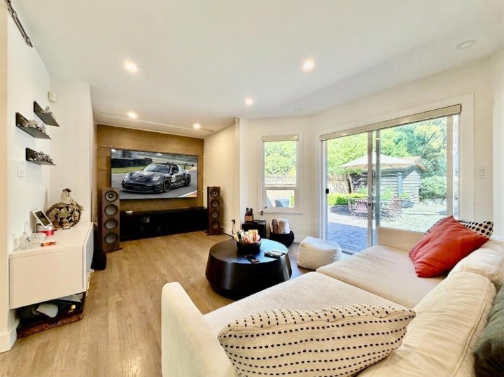 Photo 18 at 3362 Manning Crescent, Roche Point, North Vancouver
