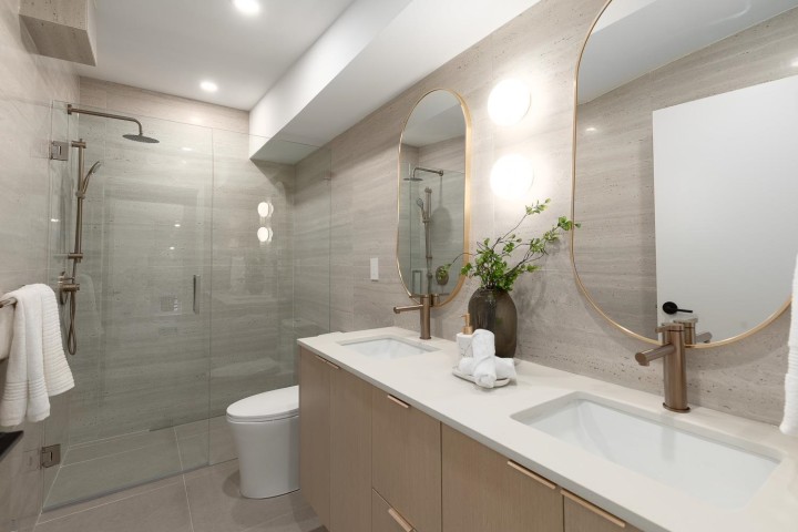 Photo 21 at 203 - 2329 E 34th Avenue, Collingwood VE, Vancouver East