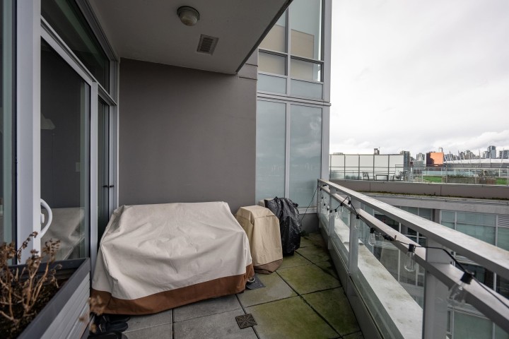 Photo 13 at 1509 - 1618 Quebec Street, Mount Pleasant VE, Vancouver East