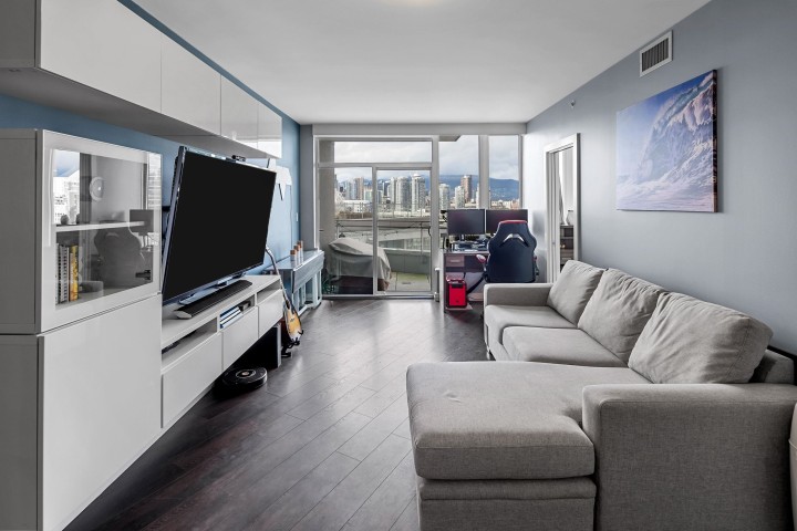 Photo 10 at 1509 - 1618 Quebec Street, Mount Pleasant VE, Vancouver East