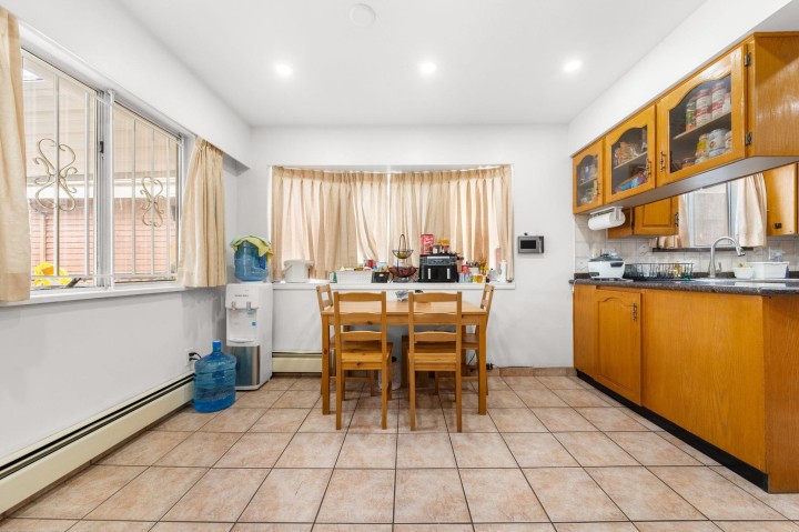 Photo 16 at 6070 Lanark Street, Knight, Vancouver East