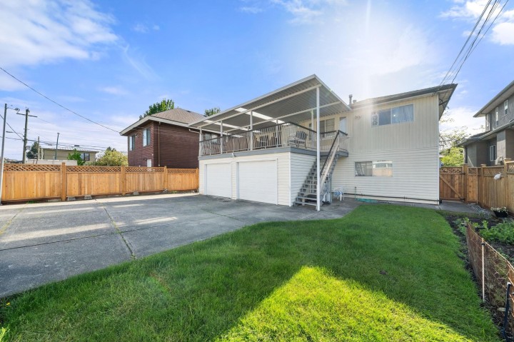 Photo 36 at 6070 Lanark Street, Knight, Vancouver East