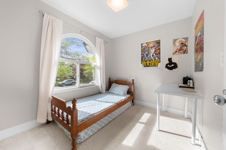 Photo 11 at 6070 Lanark Street, Knight, Vancouver East