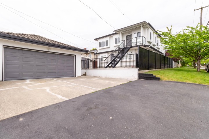 Photo 21 at 392 E 63rd Avenue, South Vancouver, Vancouver East
