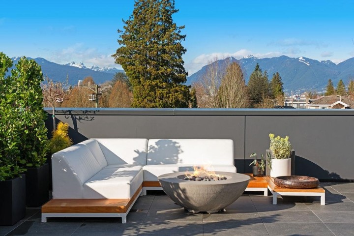 Photo 31 at 692 W 29th Avenue, Cambie, Vancouver West