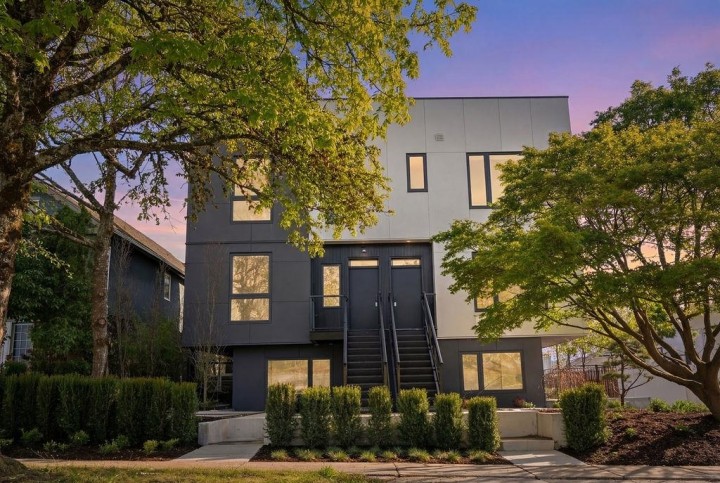 Photo 39 at 692 W 29th Avenue, Cambie, Vancouver West