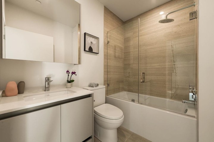 Photo 25 at 692 W 29th Avenue, Cambie, Vancouver West