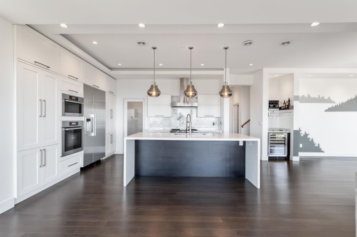 Photo 7 at 383 Newdale Court, Upper Delbrook, North Vancouver