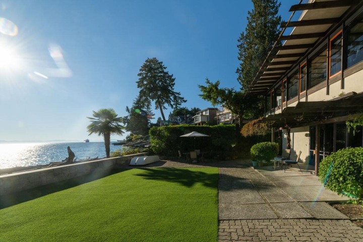 Photo 1 at 3248 Marine Drive, West Bay, West Vancouver