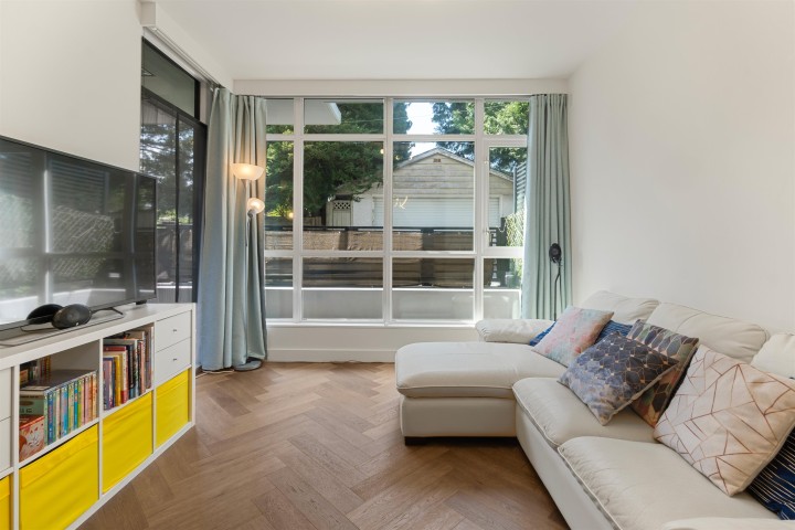 Photo 2 at 107 - 458 W 63rd Avenue, Marpole, Vancouver West