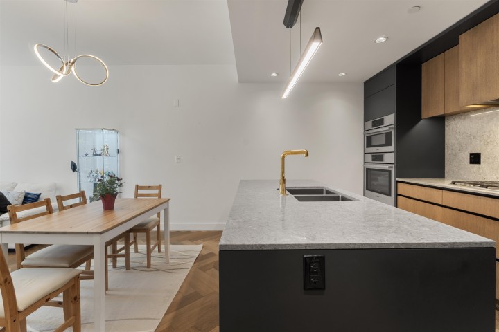 Photo 6 at 107 - 458 W 63rd Avenue, Marpole, Vancouver West