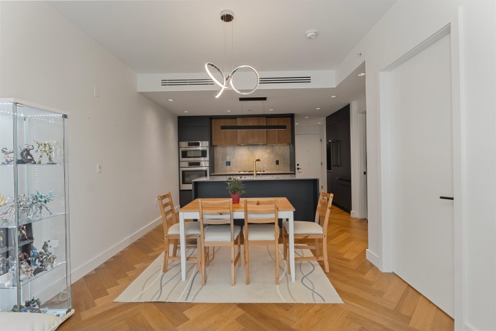 Photo 8 at 107 - 458 W 63rd Avenue, Marpole, Vancouver West